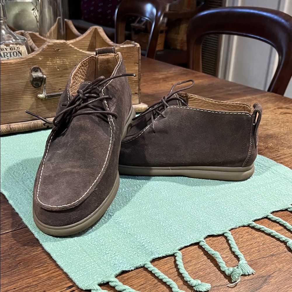 johnnie-O Brown Suede Chukka Boots